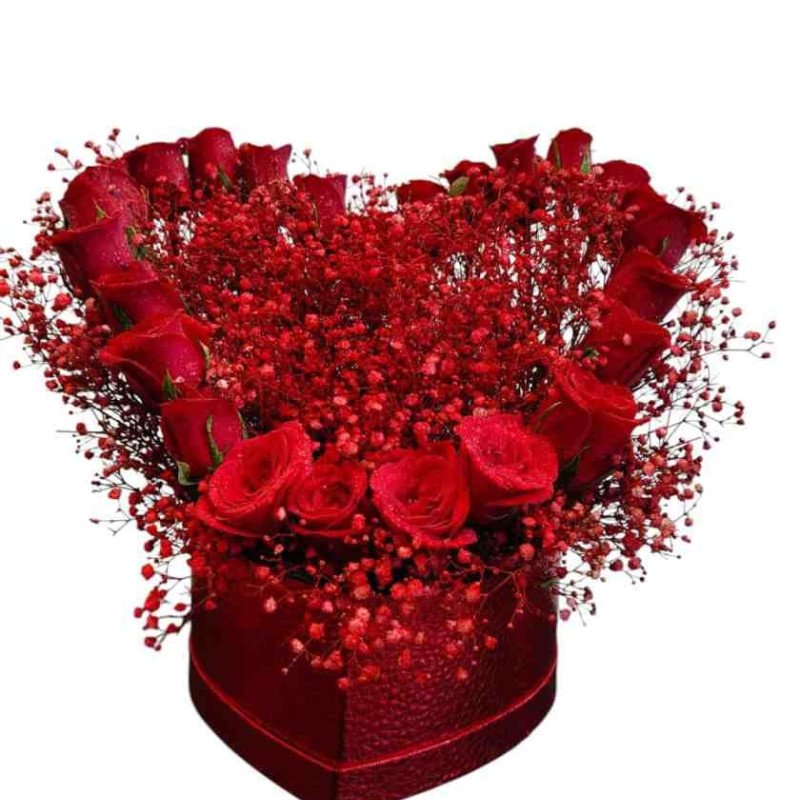 Red roses & gipsy heart box