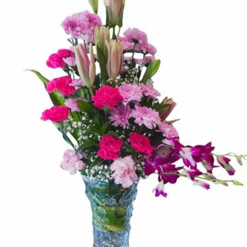 Floral fiesta & pretty petals bouquet 